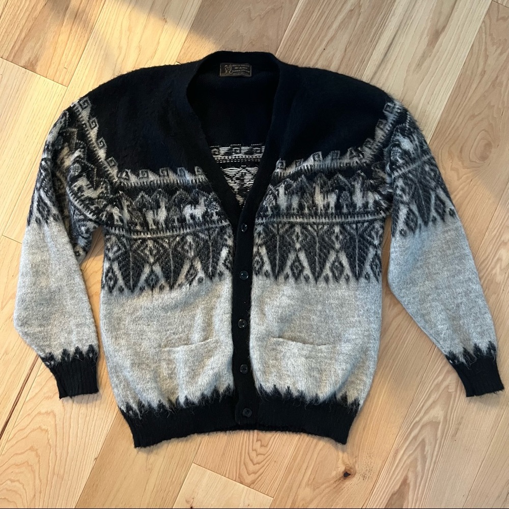 VINTAGE • Alpaca Knit Sweater